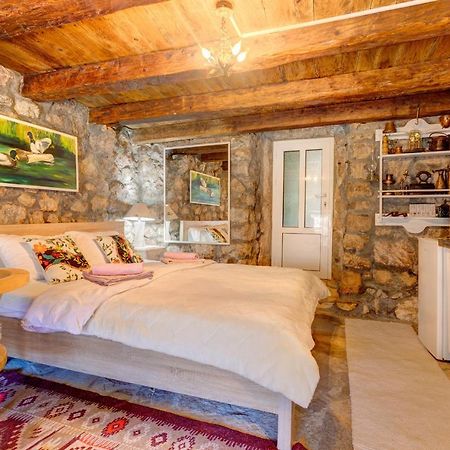 Holiday Home Pavle Rijeka Crnojevića Eksteriør bilde