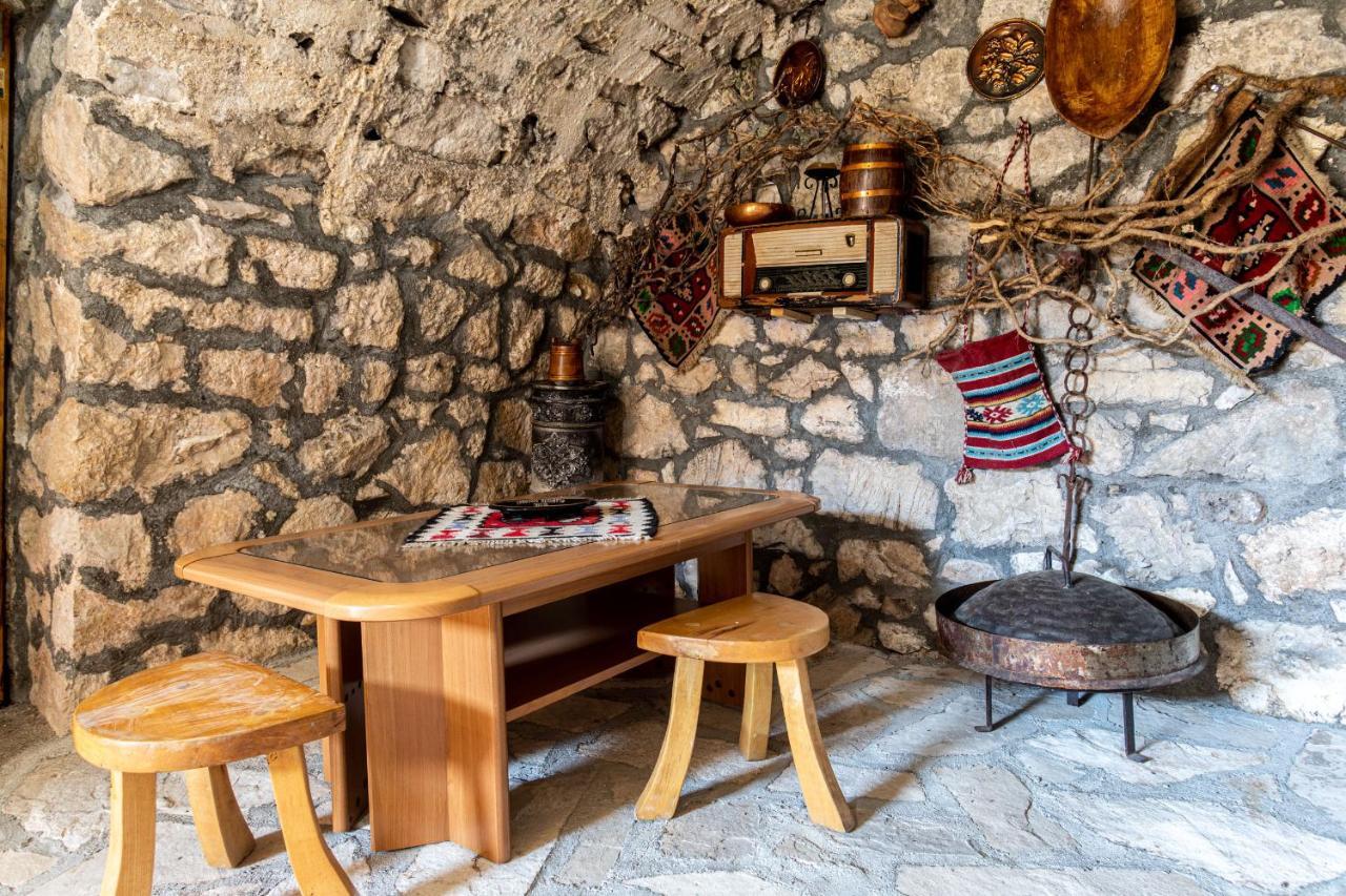 Holiday Home Pavle Rijeka Crnojevića Eksteriør bilde