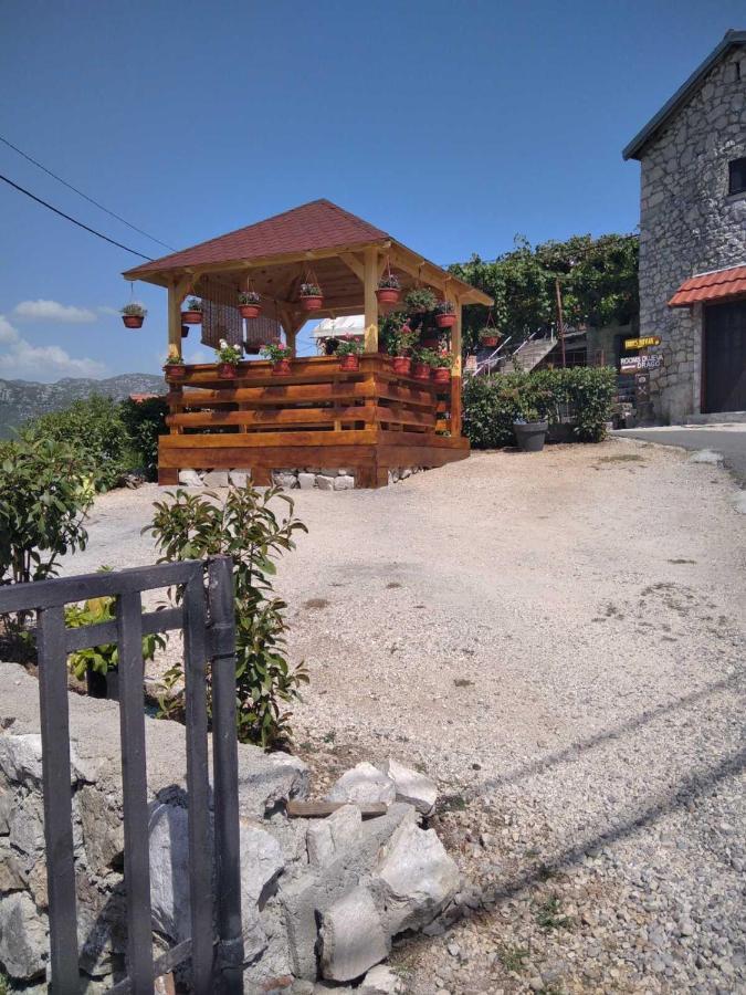 Holiday Home Pavle Rijeka Crnojevića Eksteriør bilde